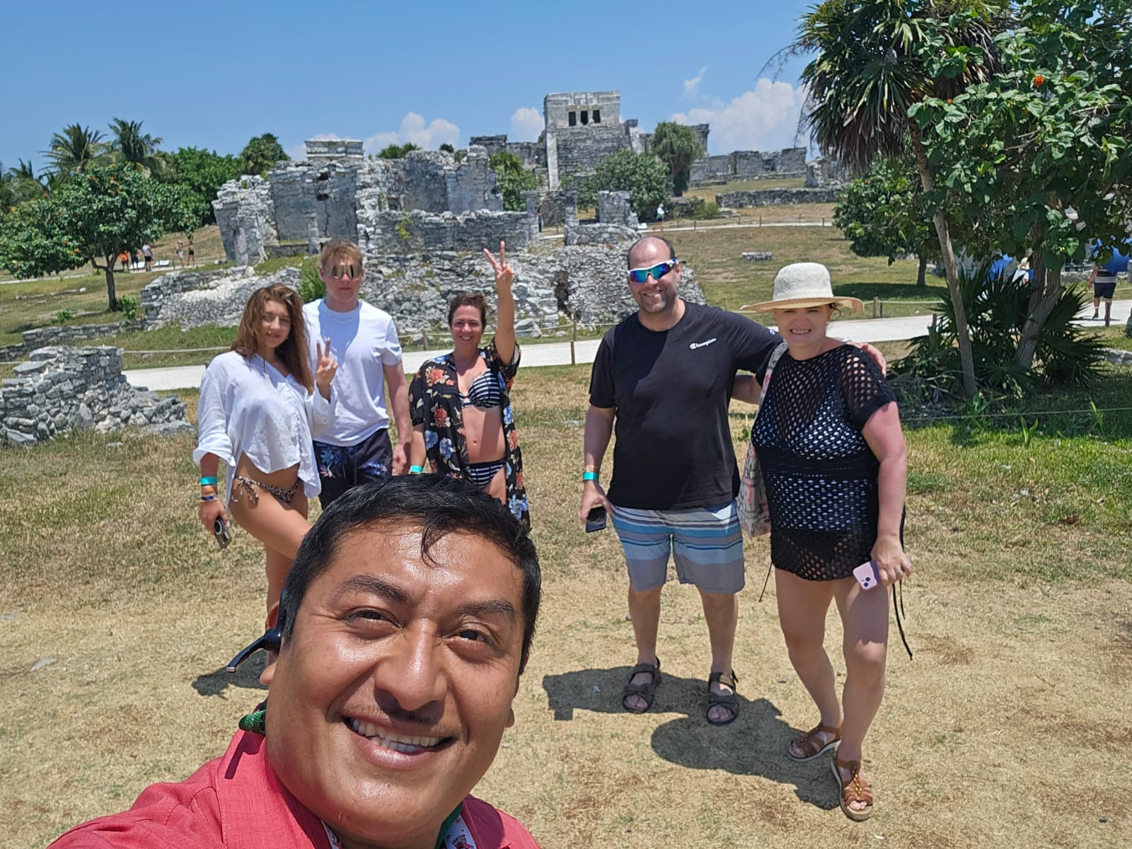 Couple exploring Riviera Maya
